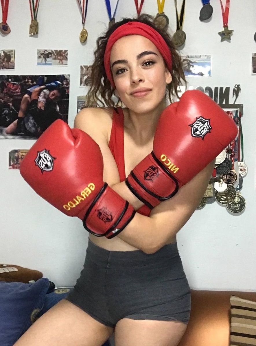 Nicole Geraldo MMA girl